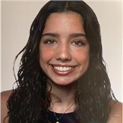 Estudiante que ha obtenido tres títulos relevantes en el idioma: FCE (B2 Cambridge), CAE (C1 Cambridge), Advanced (C1 Oxford).